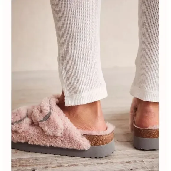 FREE PEOPLE Birkenstock Papillio
Arizona Teddy Shearling Sandals - Picture 4 of 9